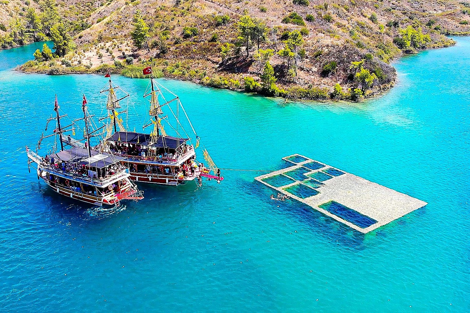 Green Canyon Boat Trip & Lion Park Safari from Antalya